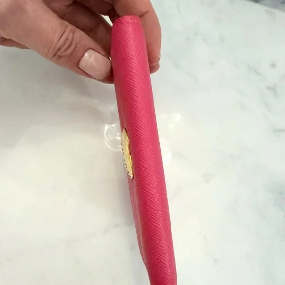 AUTHENTIC YSL HOT PINK KEYCHAIN/WALLET - Picture 7 of 10